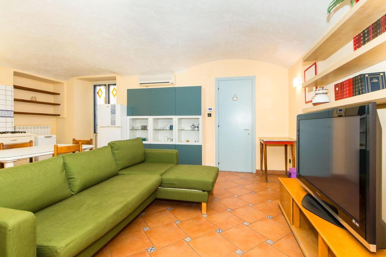 Porta Nuova Central Flat With Balcony Turin Bagian luar foto
