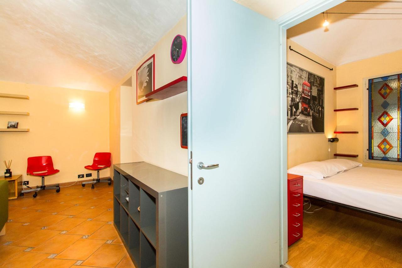 Porta Nuova Central Flat With Balcony Turin Bagian luar foto