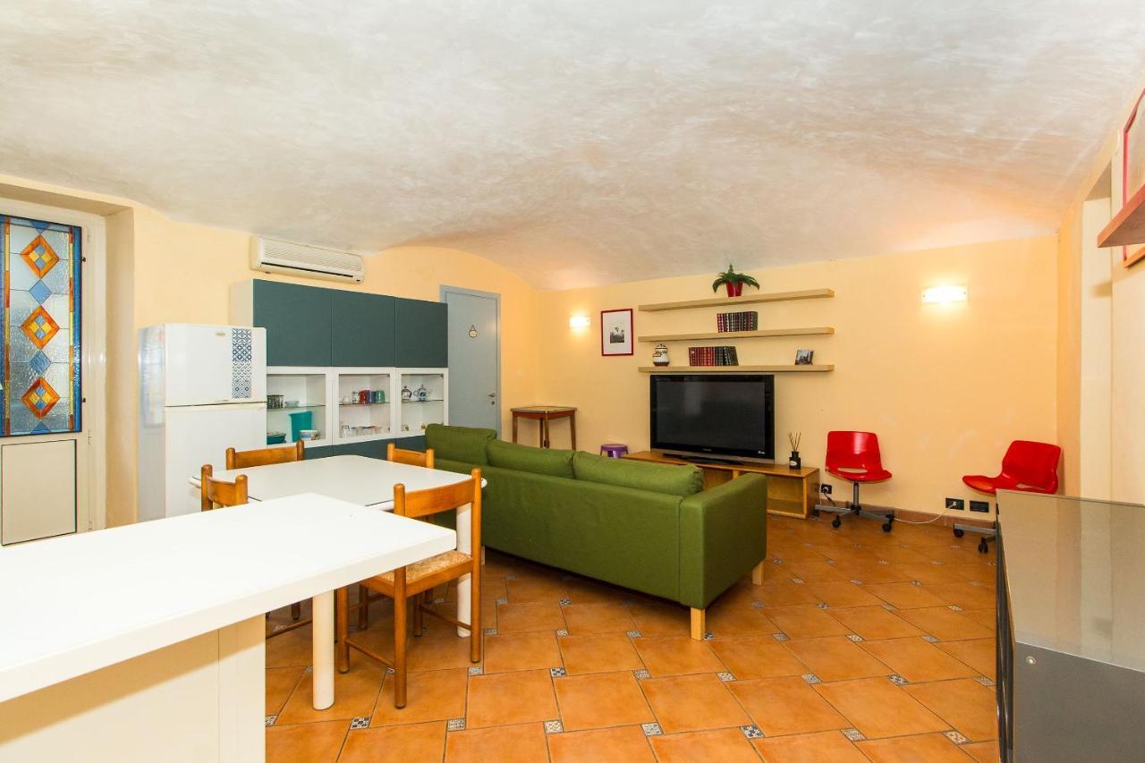 Porta Nuova Central Flat With Balcony Turin Bagian luar foto